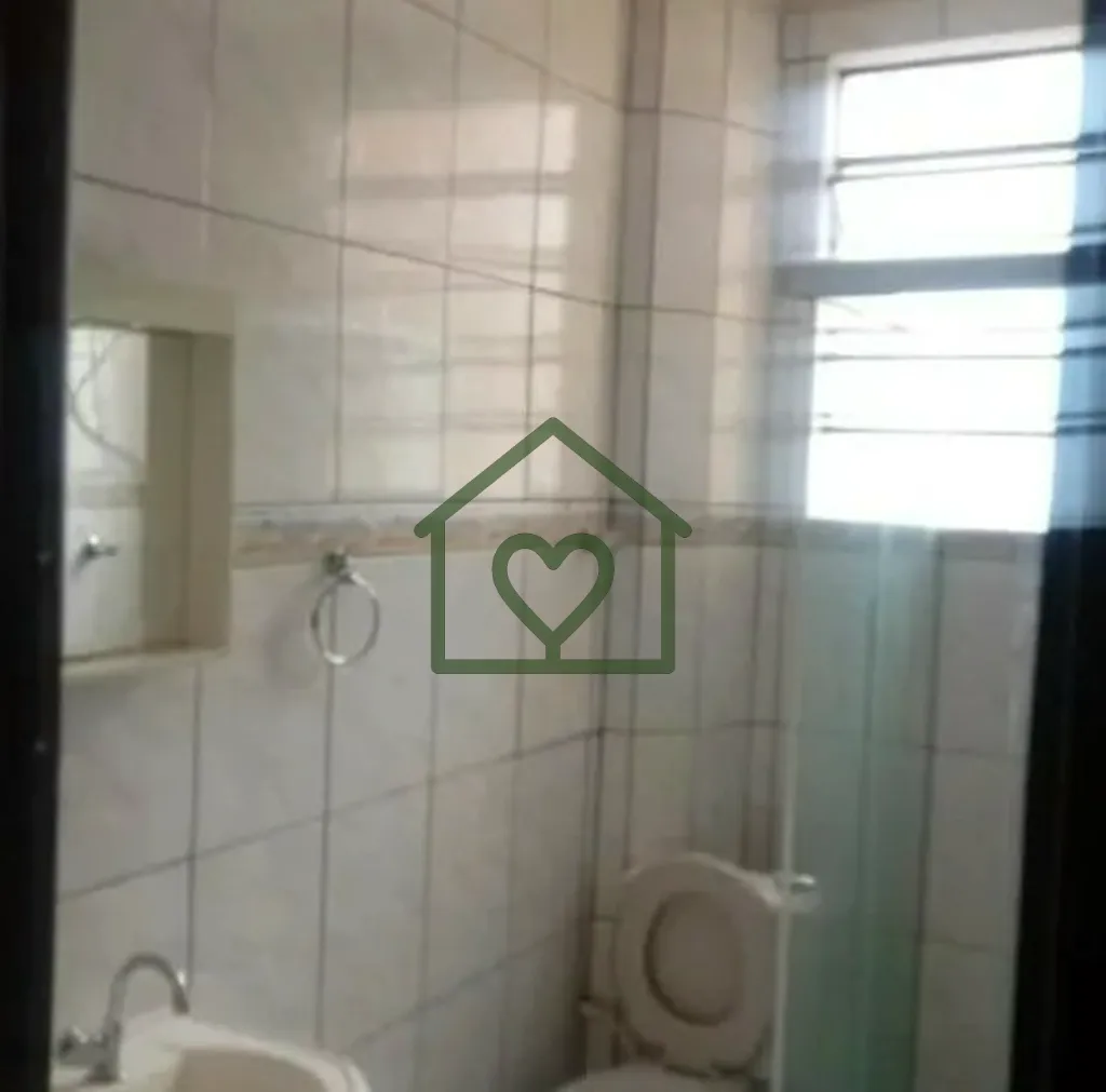 Imagem Oportunidade incrível de adquirir um apartamento no bairro São João, em Porto Alegre. Com 47 m²,...