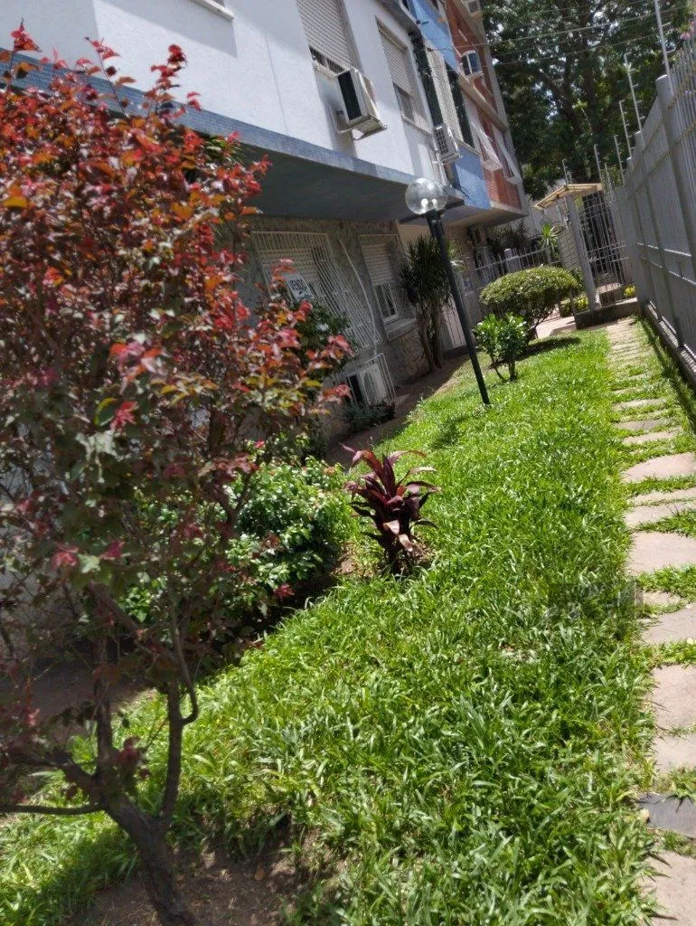 Imagem Apartamento 3 Dormitórios , dependência de empregada e vaga de garagem.