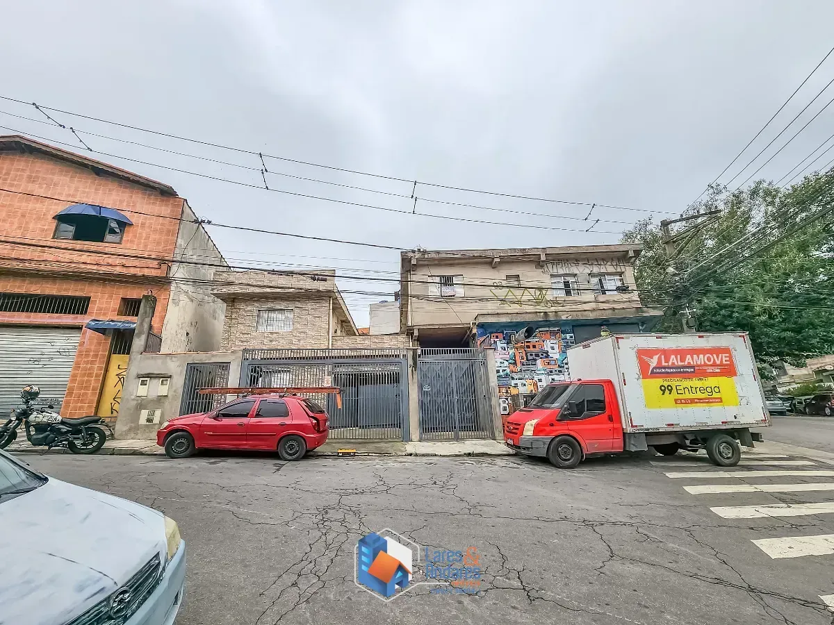 Imagem Conjunto comercial para venda em Parque Taipas, 200m²