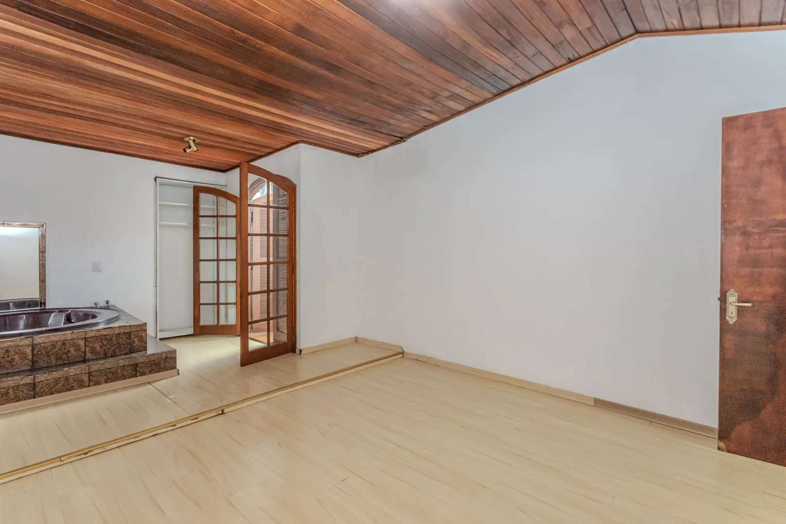 Imagem Casa em Condomínio no Jardim Ypu de 2 dormitórios e vaga DESOCUPADA
