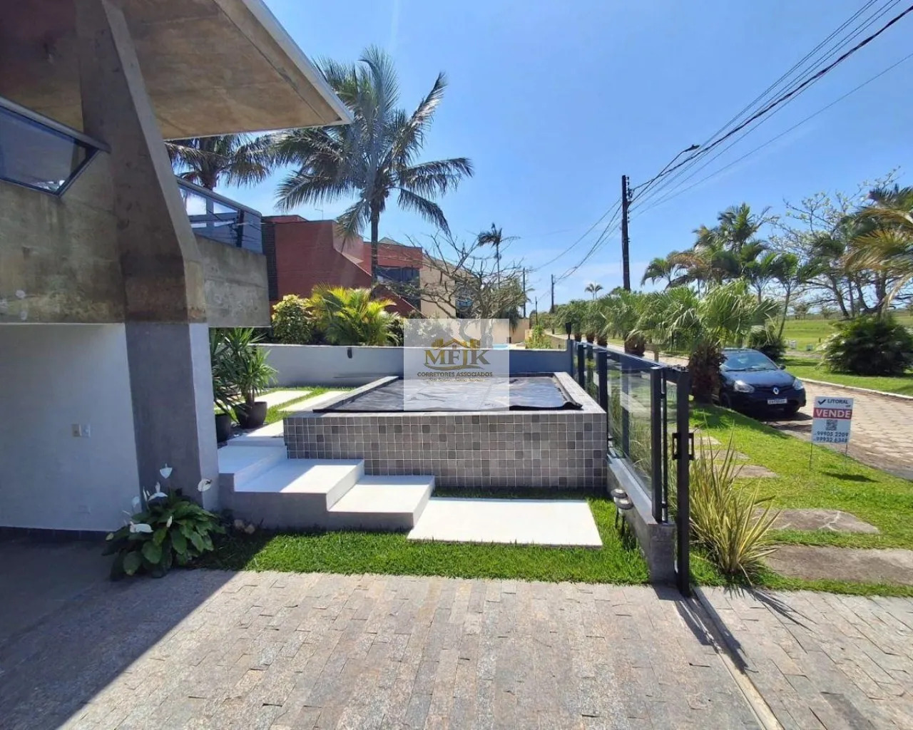 Imagem Imperdível! Casa beira mar com 4 suítes no Atami Norte, Pontal do Paraná-PR - 297m² - 2 vagas - Agende sua visita!