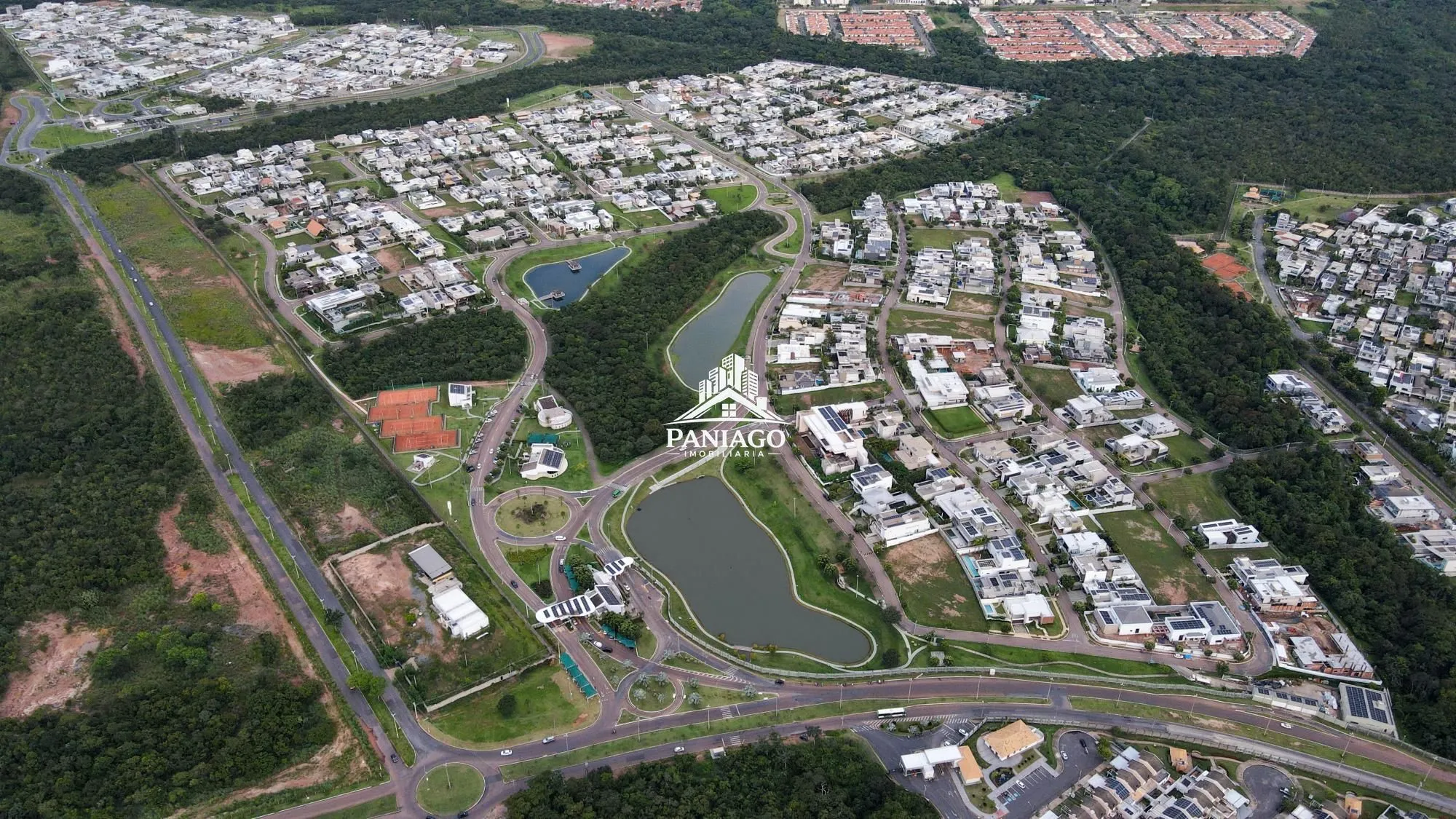 Imagem Lote de Esquina à Venda no Condomínio Florais dos Lagos em Cuiabá/MT