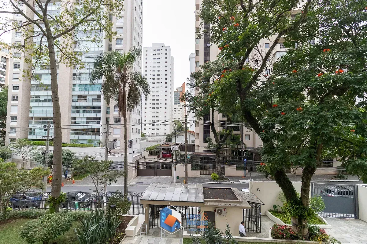 Imagem Apartamento para venda em Moema com 3 quartos, sendo 1 suíte, 172m²