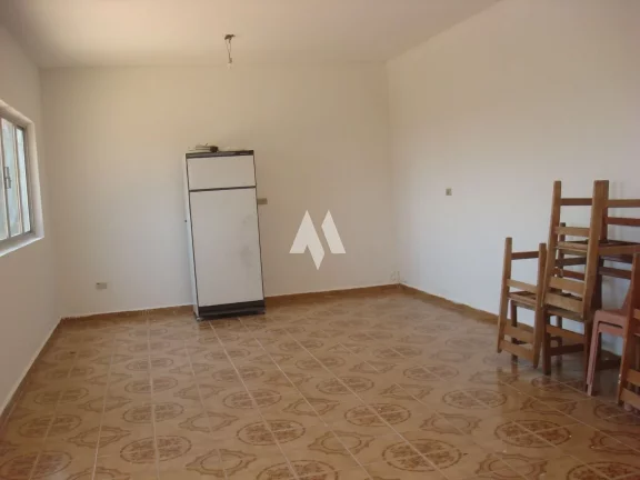 Imagem Casa à Venda no Centro de São Vicente– 307,73m², 4 Quartos, 1 Suíte, 4 Banheiros e Área de Festas