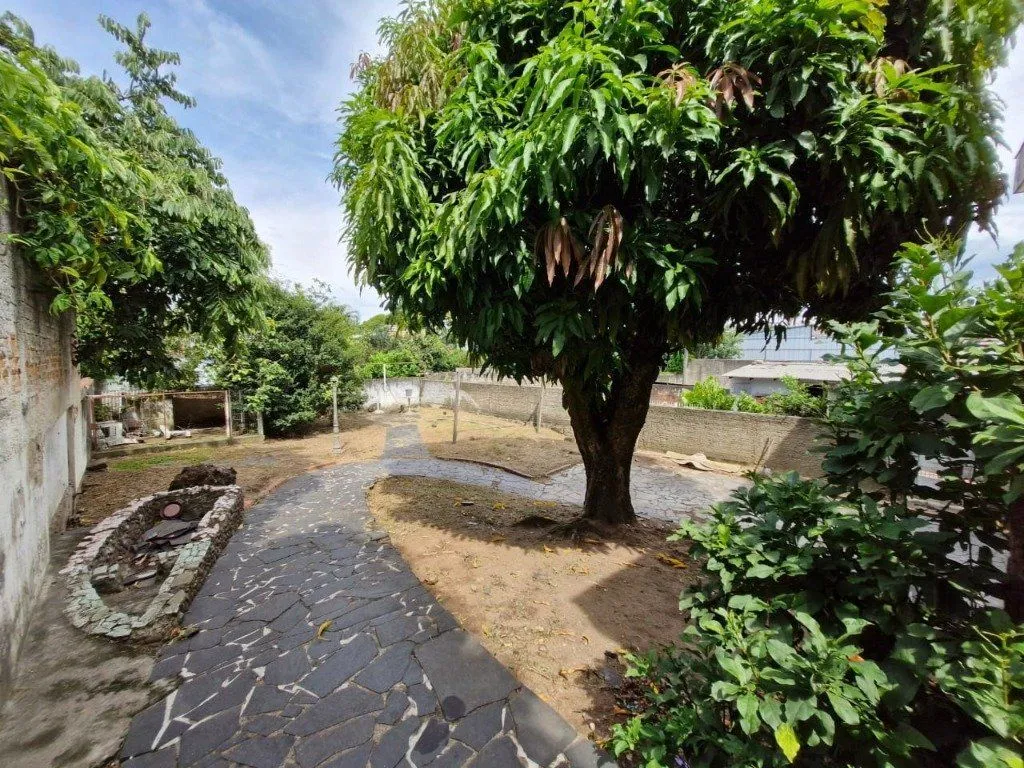 Imagem Terreno de 1.936 m² no bairro Teresópolis.