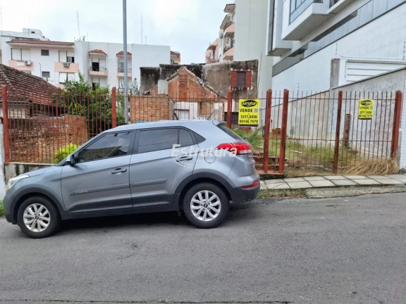 Terreno bem localizado no bairro Dores