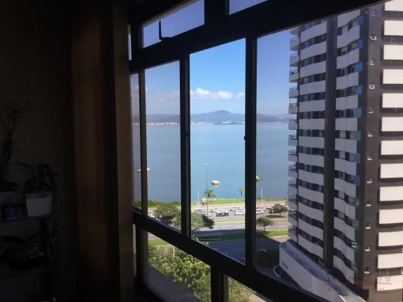 Imagem Ótimo apartamento com vista permanente para o mar, sol da manhã e bem arejado! Imóvel mobiliado c...