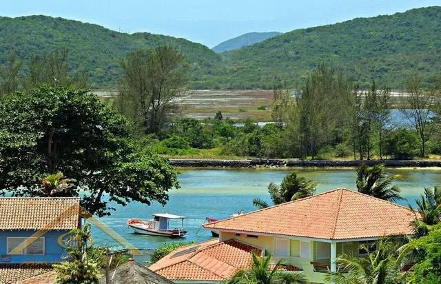 Imagem Cobertura para Venda em Cabo Frio / RJ no bairro Passagem