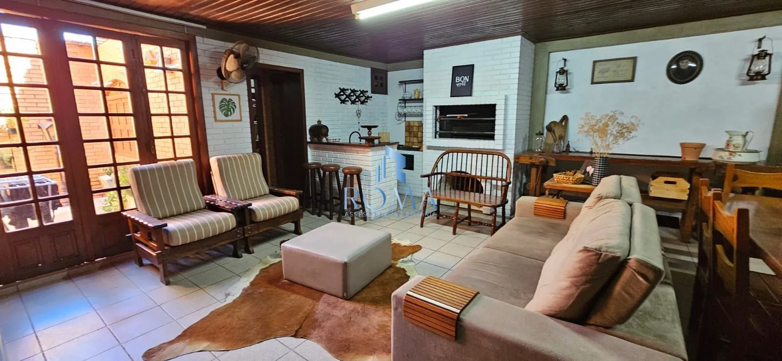 Imagem Casa de 3 dormitórios na Avenida Medianeira!