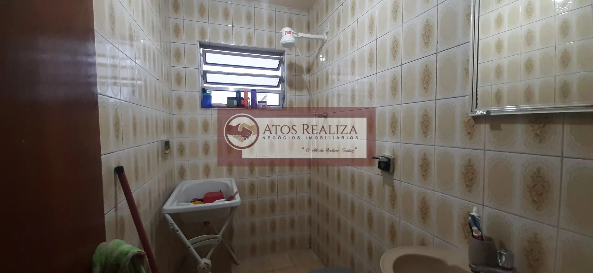 Imagem Sobrado de 140m² com 3 dormitórios e 2 banheiros à venda em Jardim Beatriz - São Paulo por R$450.000