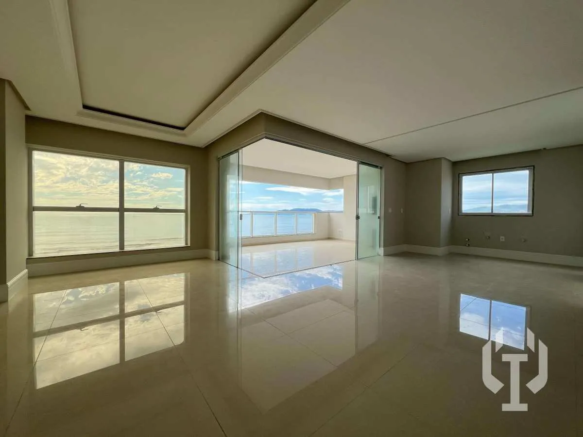Imagem Apartamento Novo Frente Mar 4 Suítes, com Lazer Completo, em Meia Praia