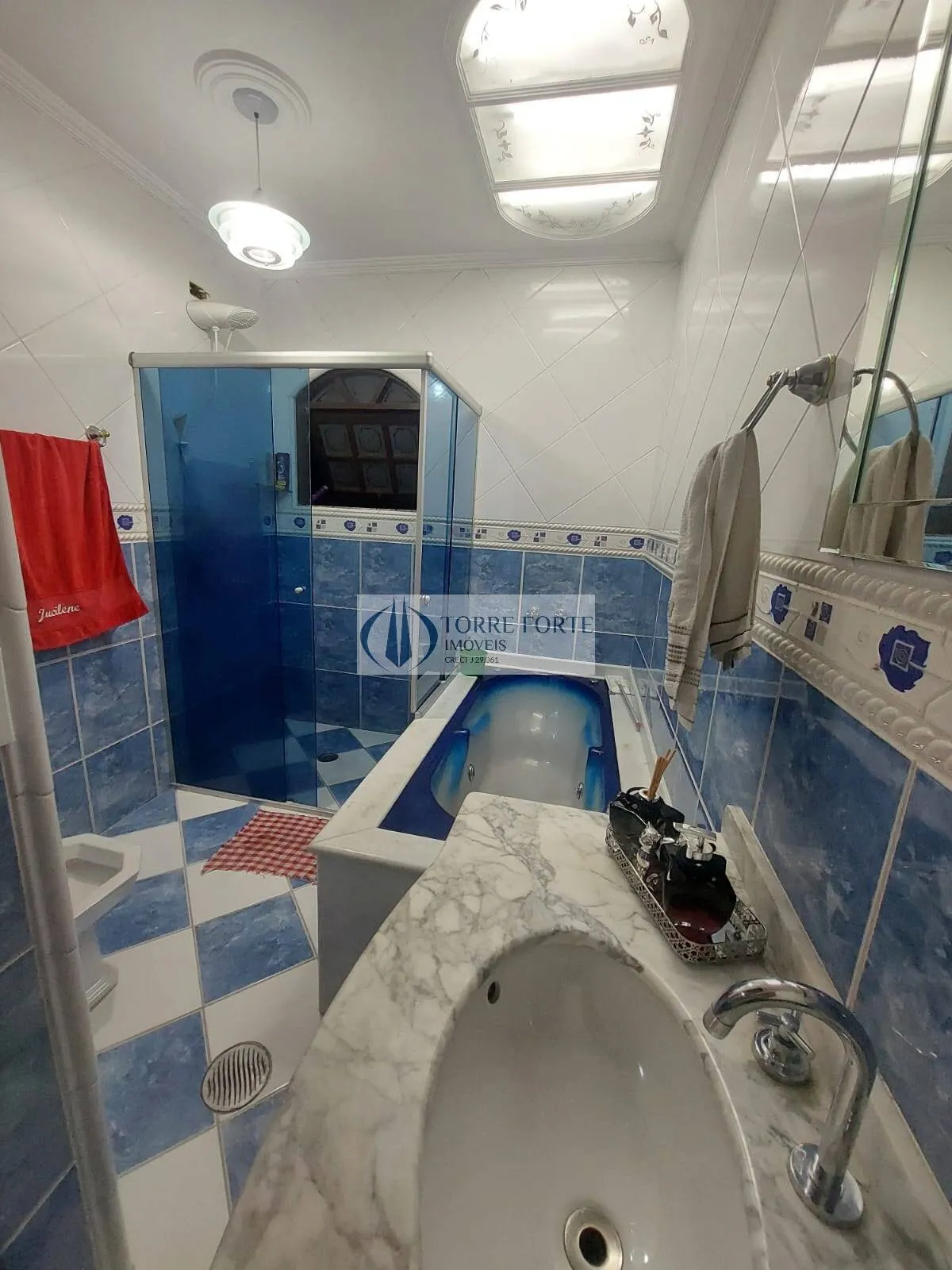 Imagem Sobrado 3 dormitórios 3 banheiros 4 vagas Jardim Colorado