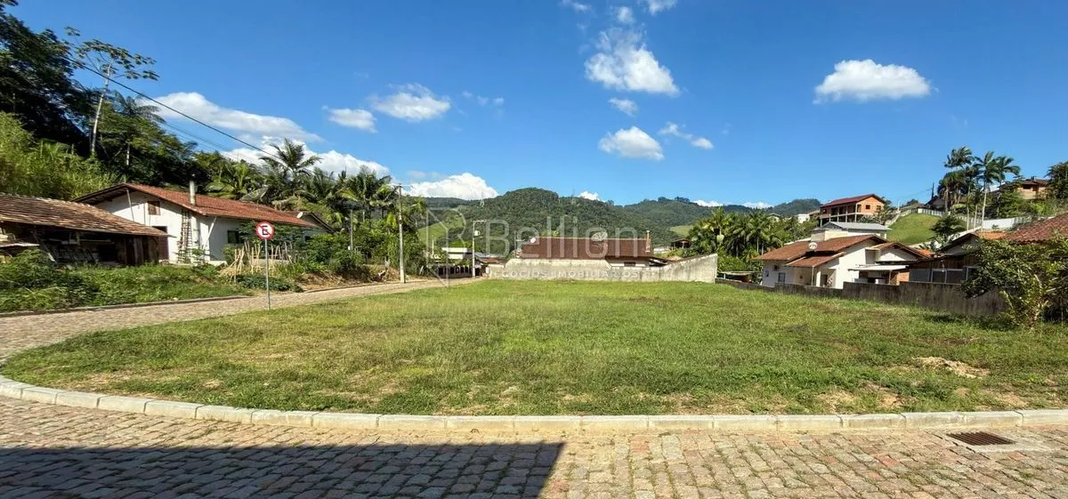 Imagem Excelente oportunidade para construir e investir em Rodeio!
