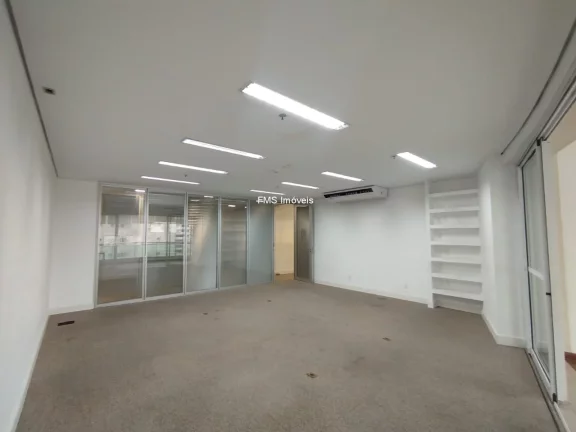 Imagem Conjunto comercial com 167m2 próximo a Av. Paulista