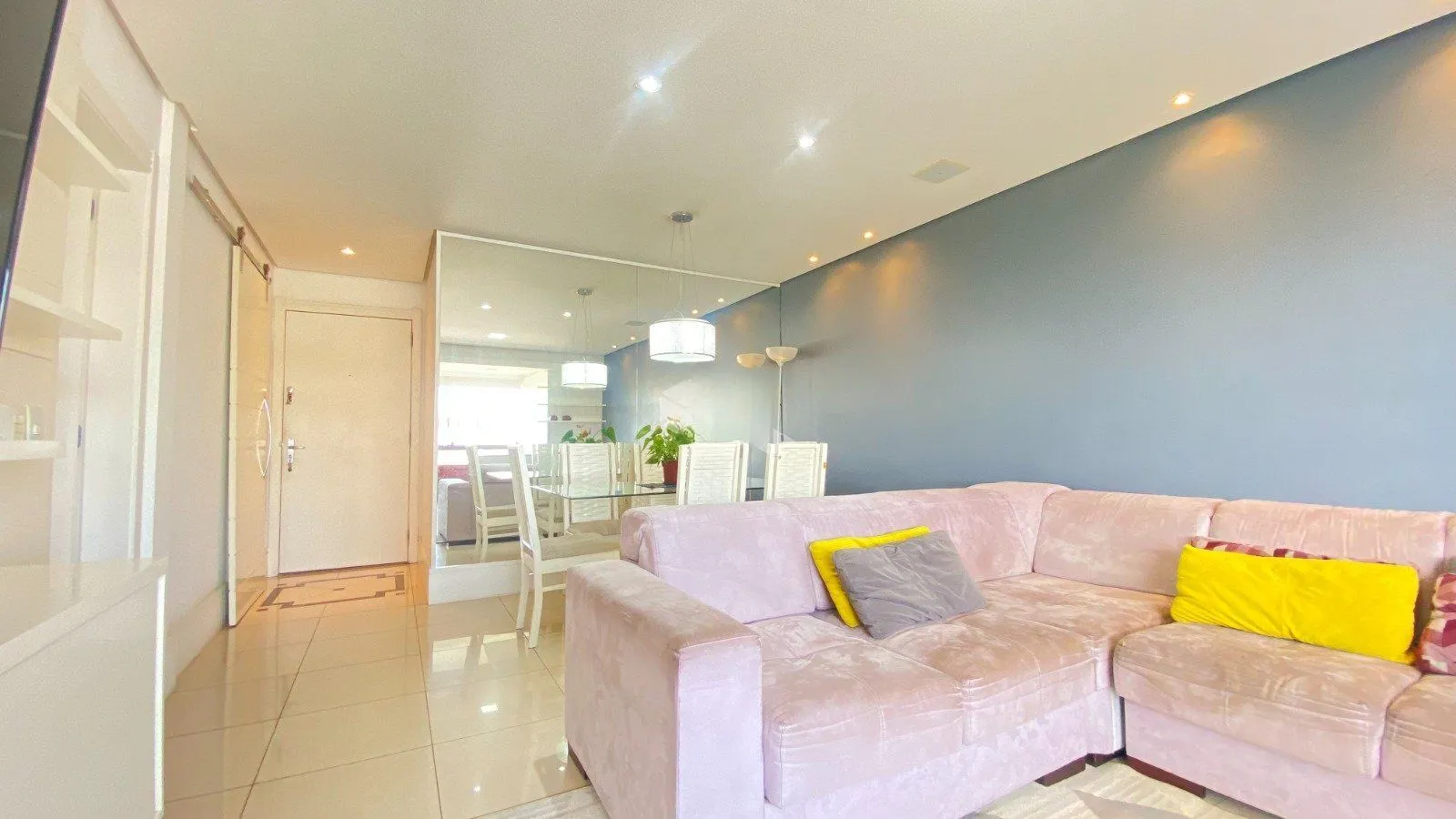 Imagem Apartamento com 3 quartos, 2 vagas e 100.7m² - Rua Botafogo - Menino Deus, Porto Alegre