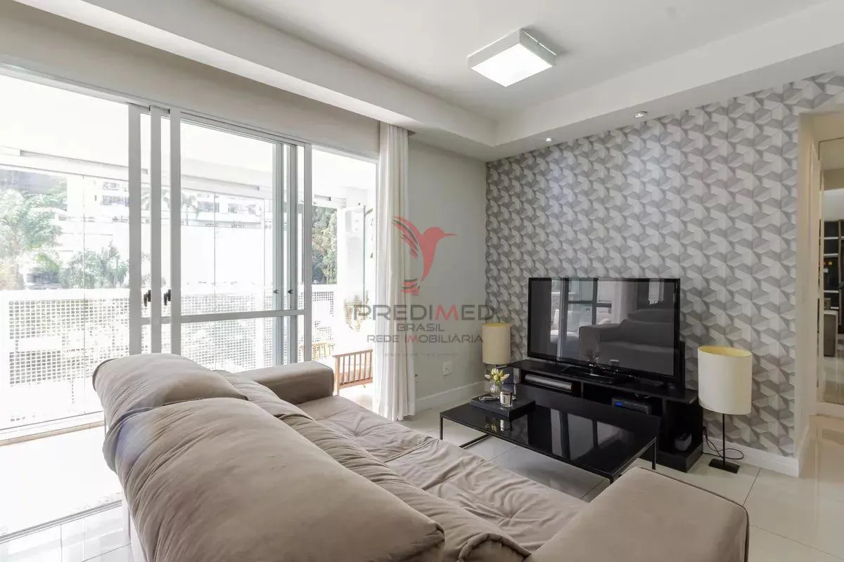 Imagem VENDO AP. REFORMADO, MOBILIADO, COM 1 SUITE E, 1 VAGA DE GARAGEM NO MORUMBI
