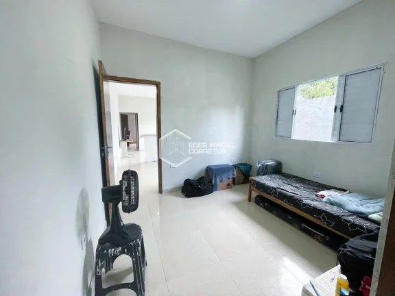 Imagem Terreno com 125m² | Área construída: 52m²

Detalhes do imóvel:

2 Quartos, sendo 1 suíte - con...