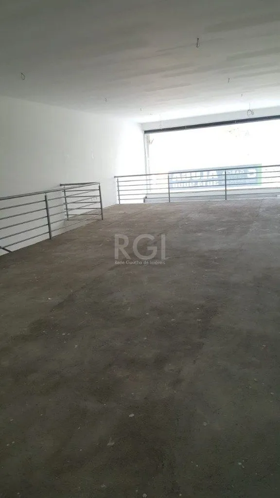 Imagem Loja para Venda - 210m², 0 dormitórios, 2 vagas - São Sebastião