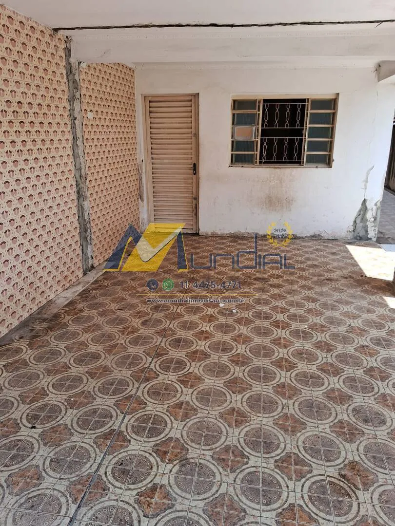 Imagem Terreno com Casa à Venda em Utinga - Santo André