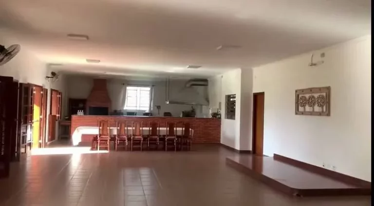 Imagem Sítio a venda em em Itapetininga ( divisa com Tatuí), interior de São Paulo, 600m da rodovia SP12...