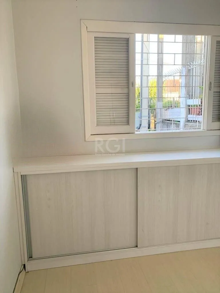 Imagem Casa de 175m², com 3 dormitórios