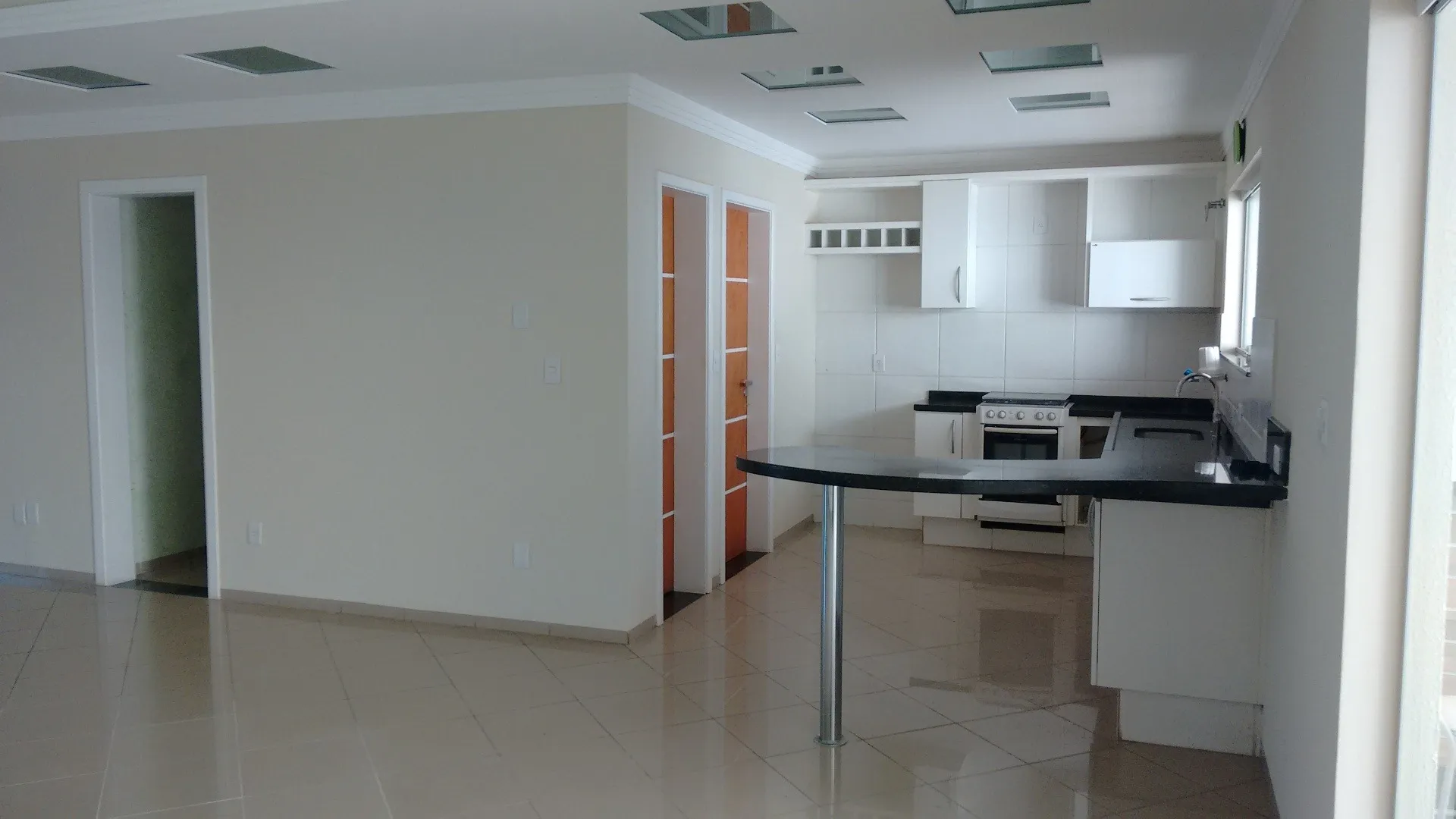Imagem Casa de alto padrão à venda ou locação no Villa dos Inglezes, Sorocaba, com 3 suítes, piscina, 265 m² e terreno de 260 m²