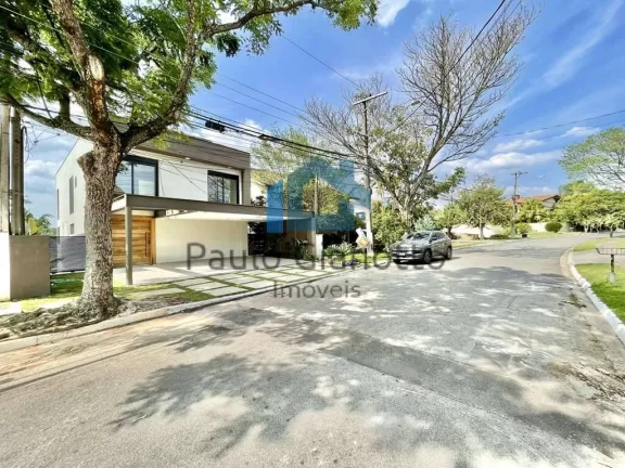 Imagem Casa Nova, de Alto Padrão, no Condomínio São Paulo II