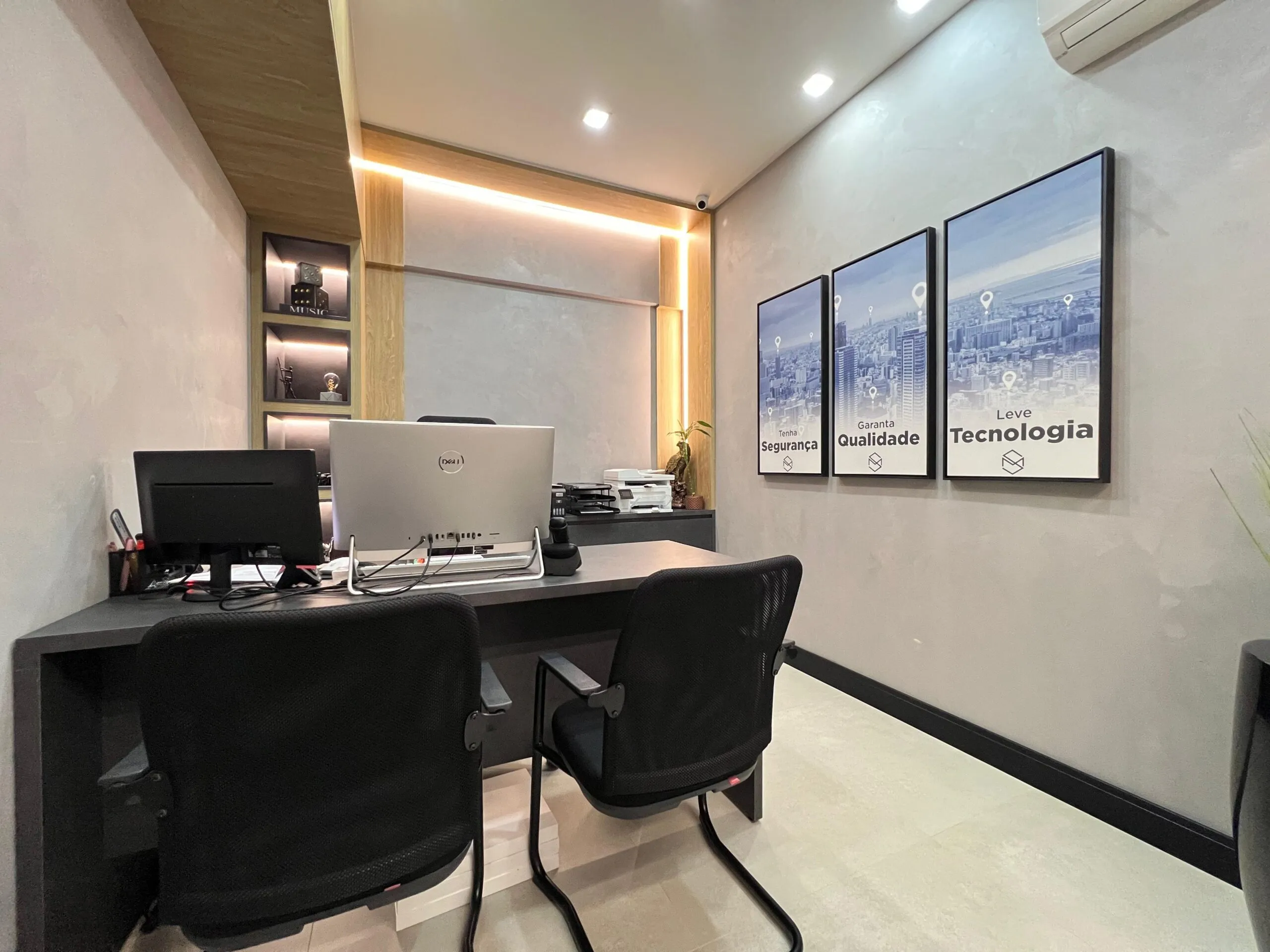 Imagem Sala Comercial à venda com 100m2 por R$ 1.900.000,00