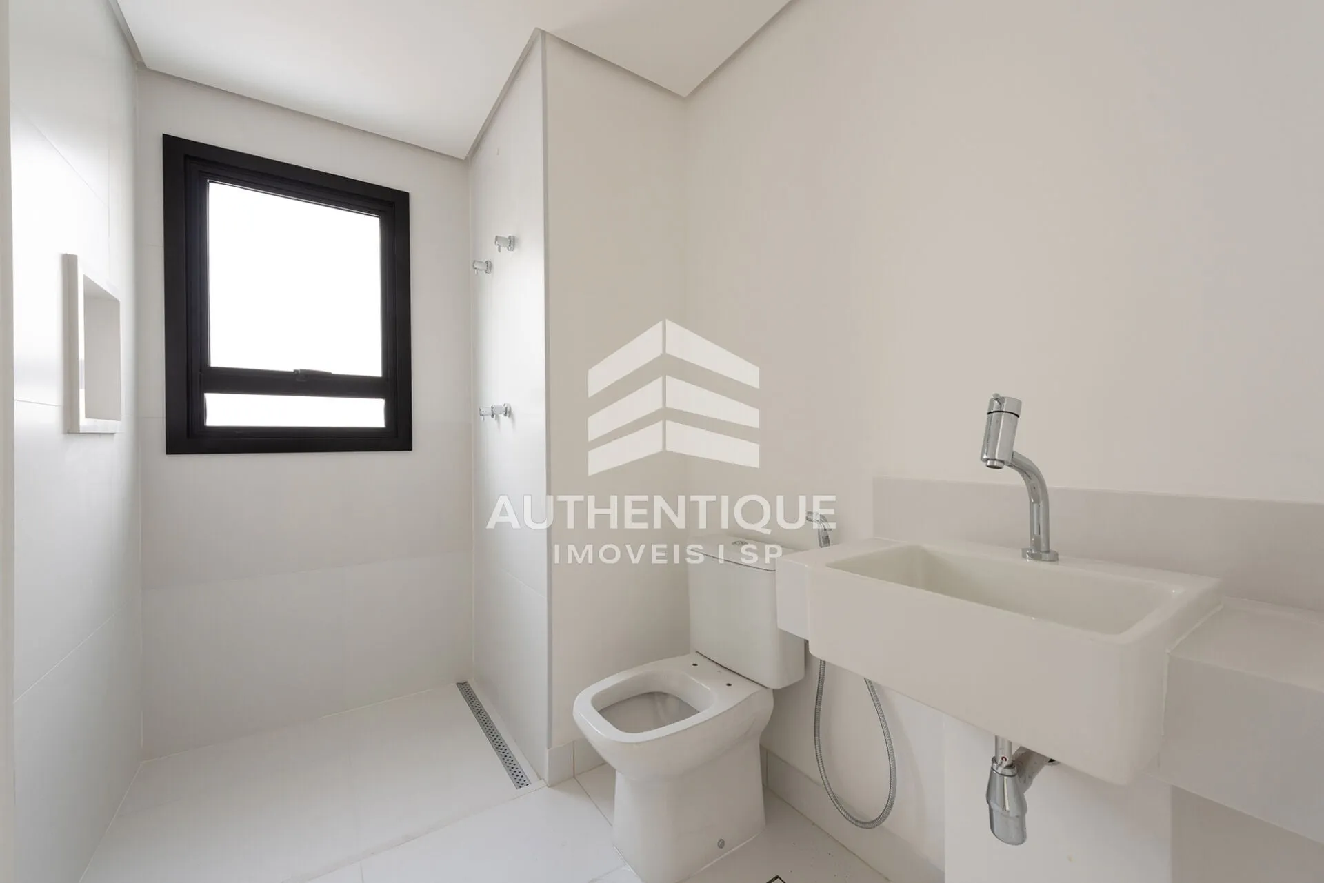 Imagem 1300 Jurupis Moema - Apartamento à venda em São Paulo/SP