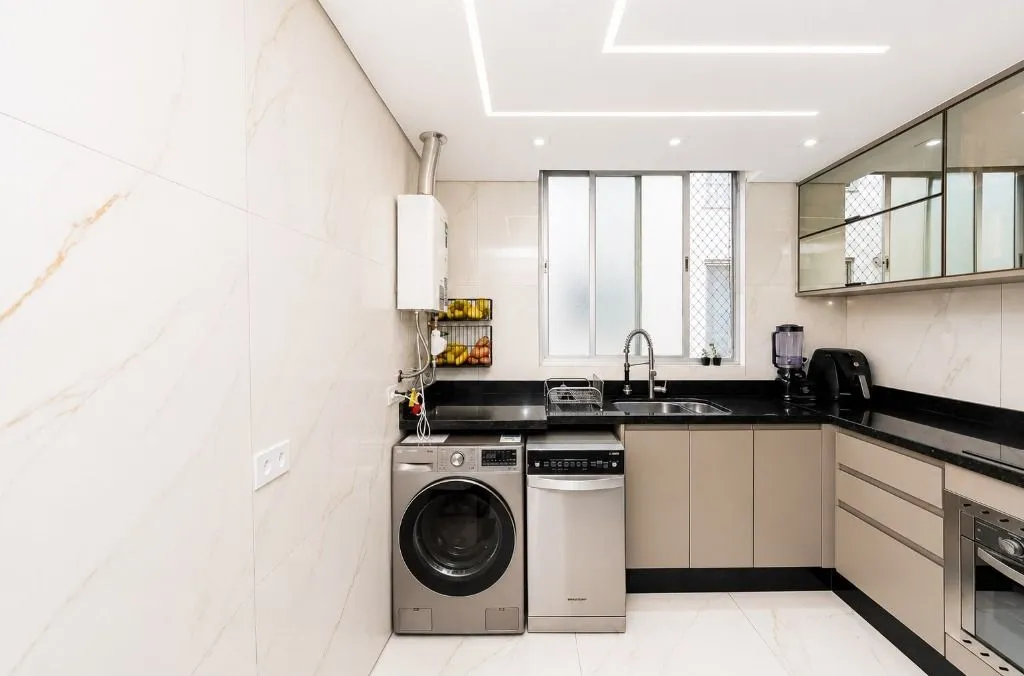 Imagem Apartamento com 3 dormitórios à venda, 90 m² por R$ 590.000 - Rebouças - Curitiba/PR