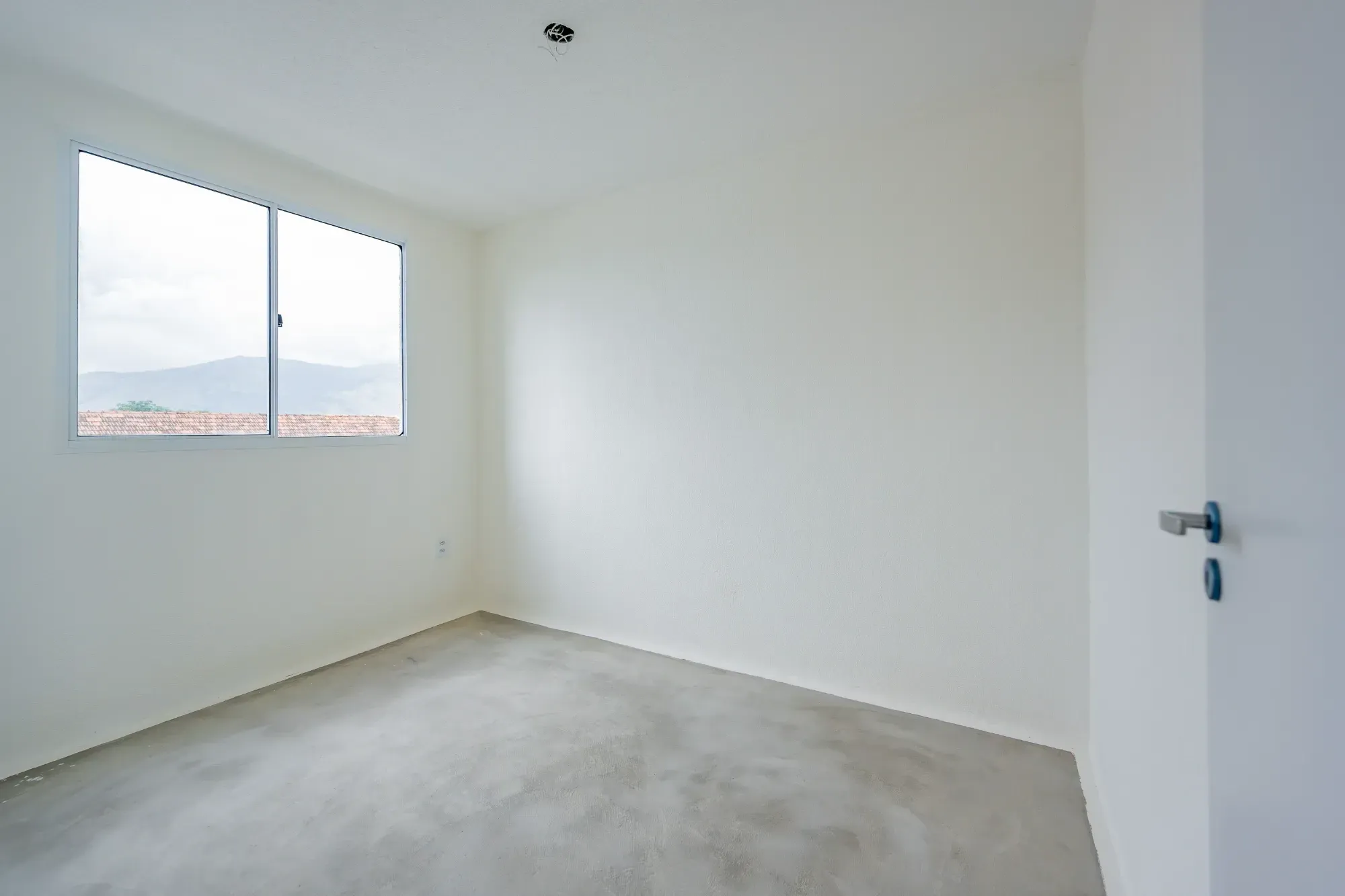 Imagem Apartamento com 2 Quartos à Venda, 41 m² em Realengo - Rio de Janeiro