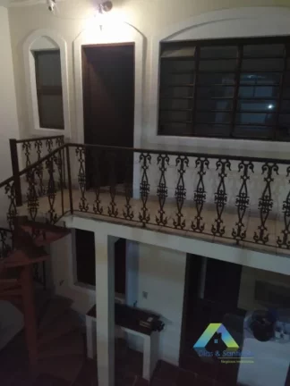 Foto do imóvel Sobrado com 5 dormitórios à venda, 240 m² por R$ 665.000,00 - Vila das Mercês