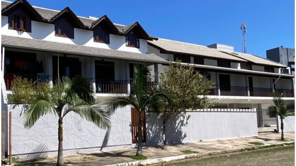 Foto do imóvel Apartamento à venda em Torres, com 1 quarto, 40m2