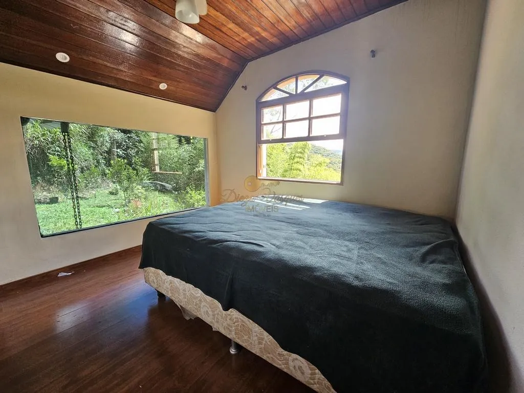 Imagem Casa para Venda em Teresópolis / RJ no bairro Cascata do Imbuí