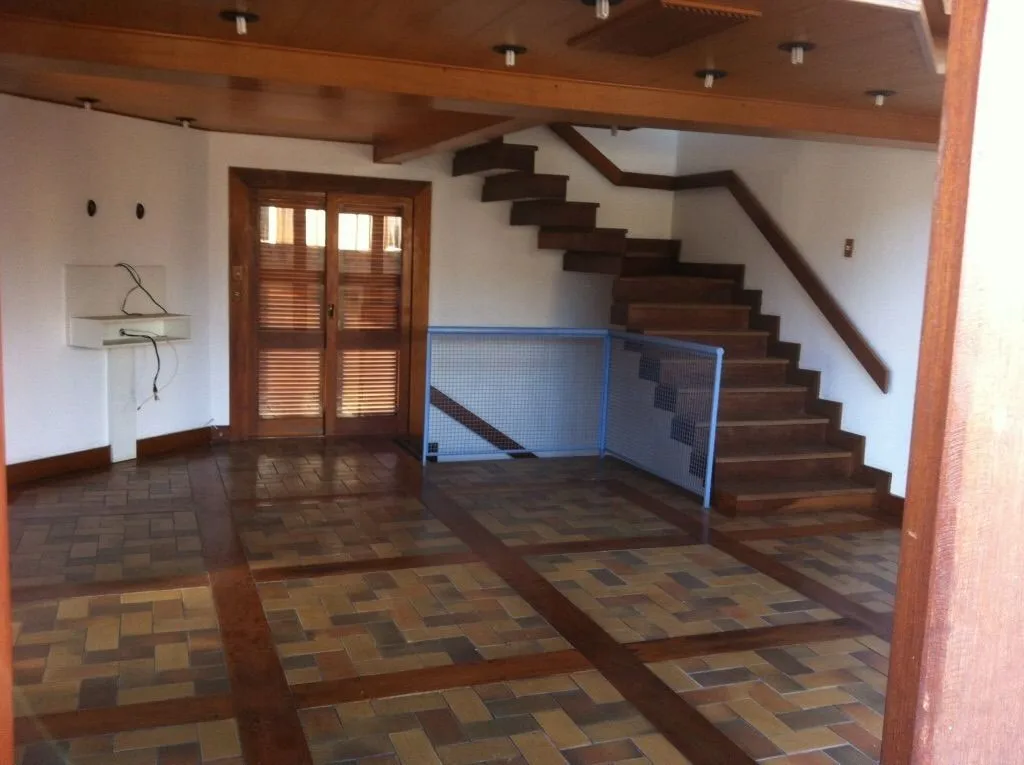 Imagem Cobertura para Venda - 257.53m², 4 dormitórios, sendo 1 suites, 3 vagas - Novo Hamburgo