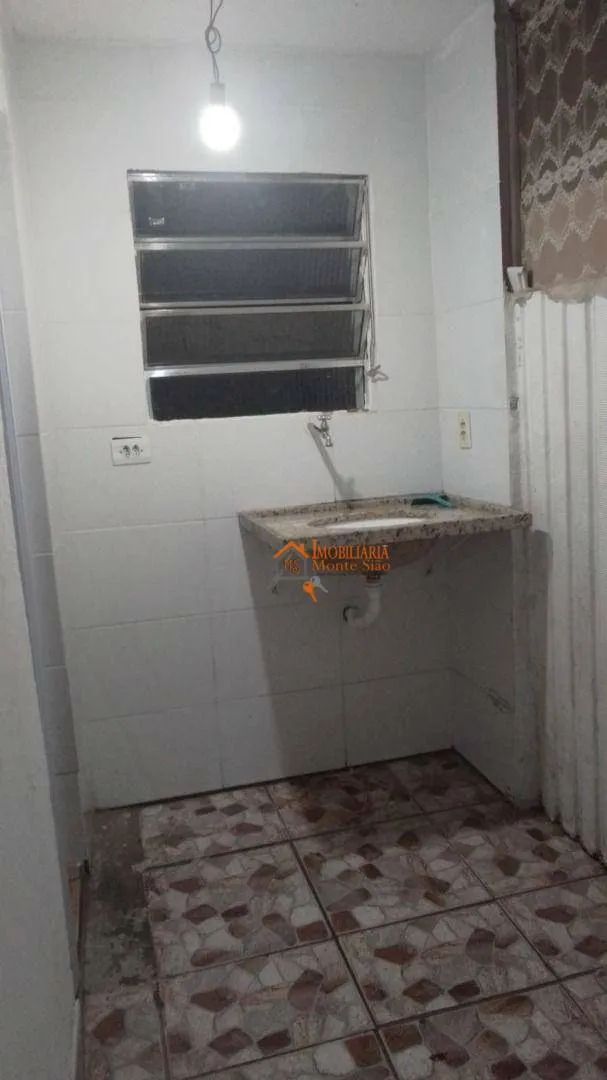 Imagem Sobrado com 12 dormitórios à venda, 375 m² por R$ 350.000,00 - Taboão - Guarulhos/SP