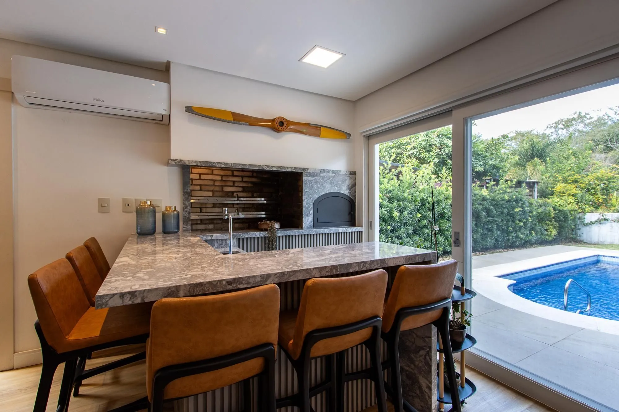 Imagem Casa no Condominio Terra Ville, com 3 quartos, piscina aquecida, espera elevador