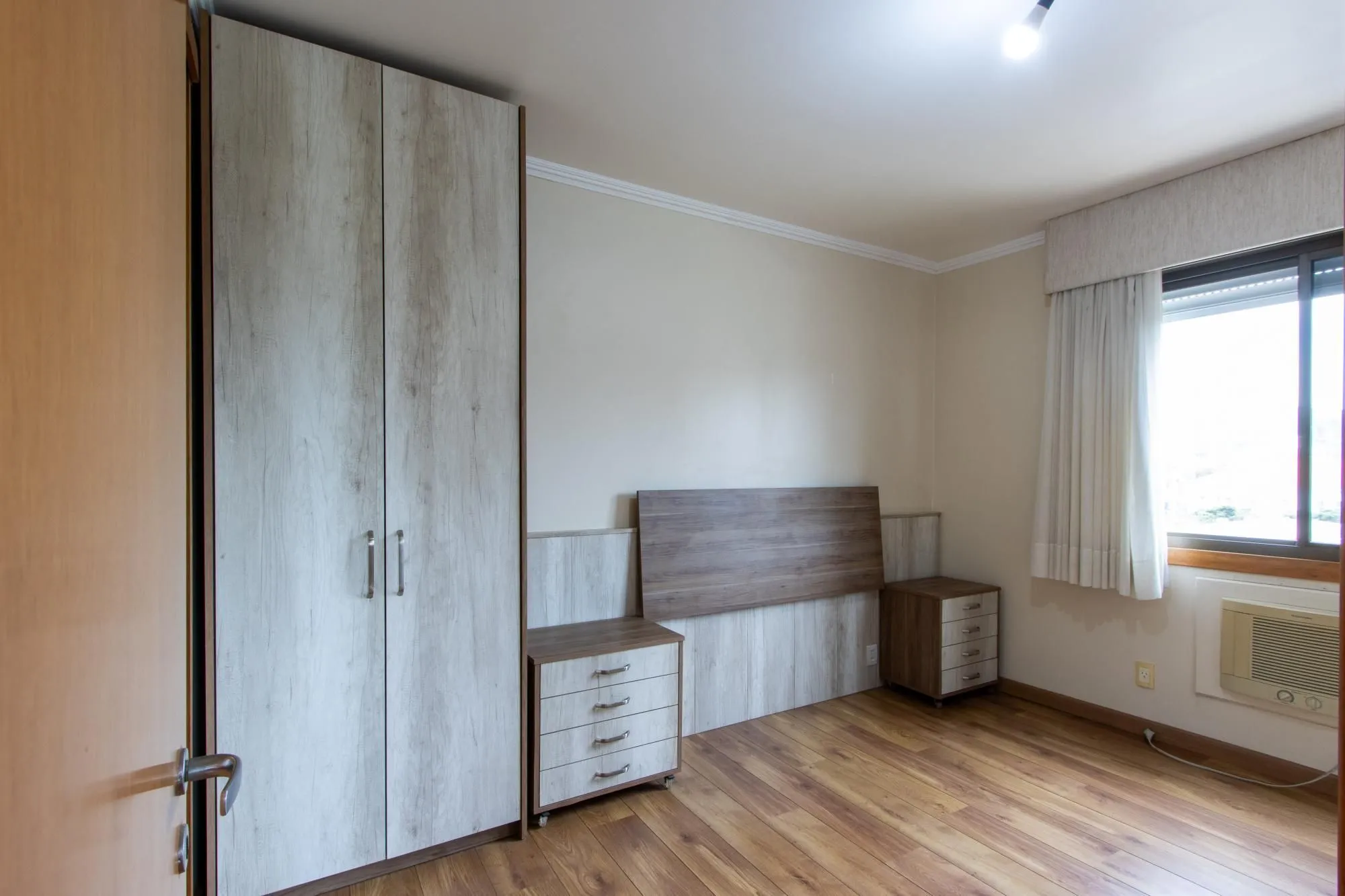 Imagem Apartamento para Venda - 93.43m², 3 dormitórios, 1 suite, 1 vaga - Teresópolis