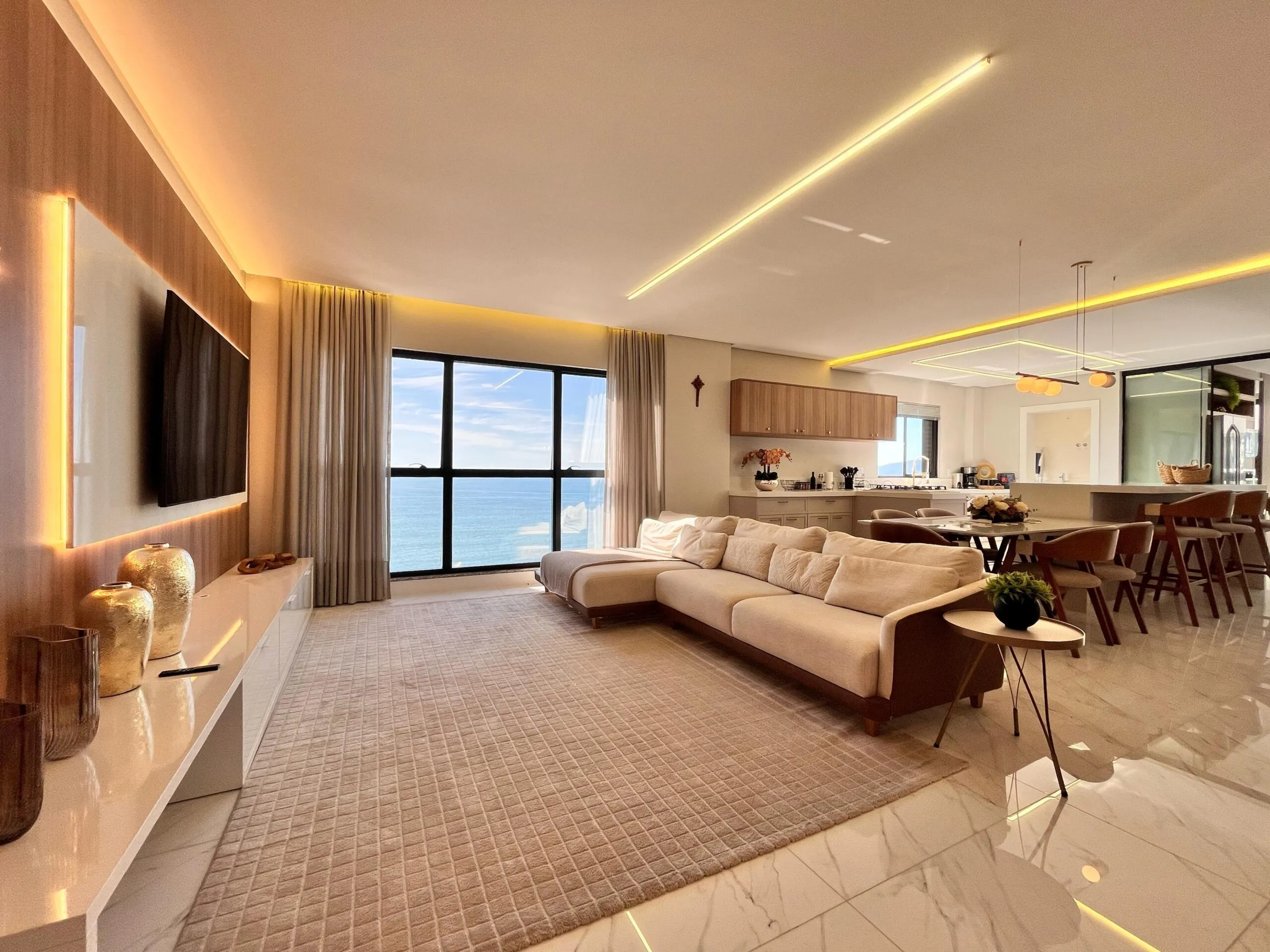 Imagem Apartamento com vista para o mar à venda com 185m2 por R$ 5.500.000,00