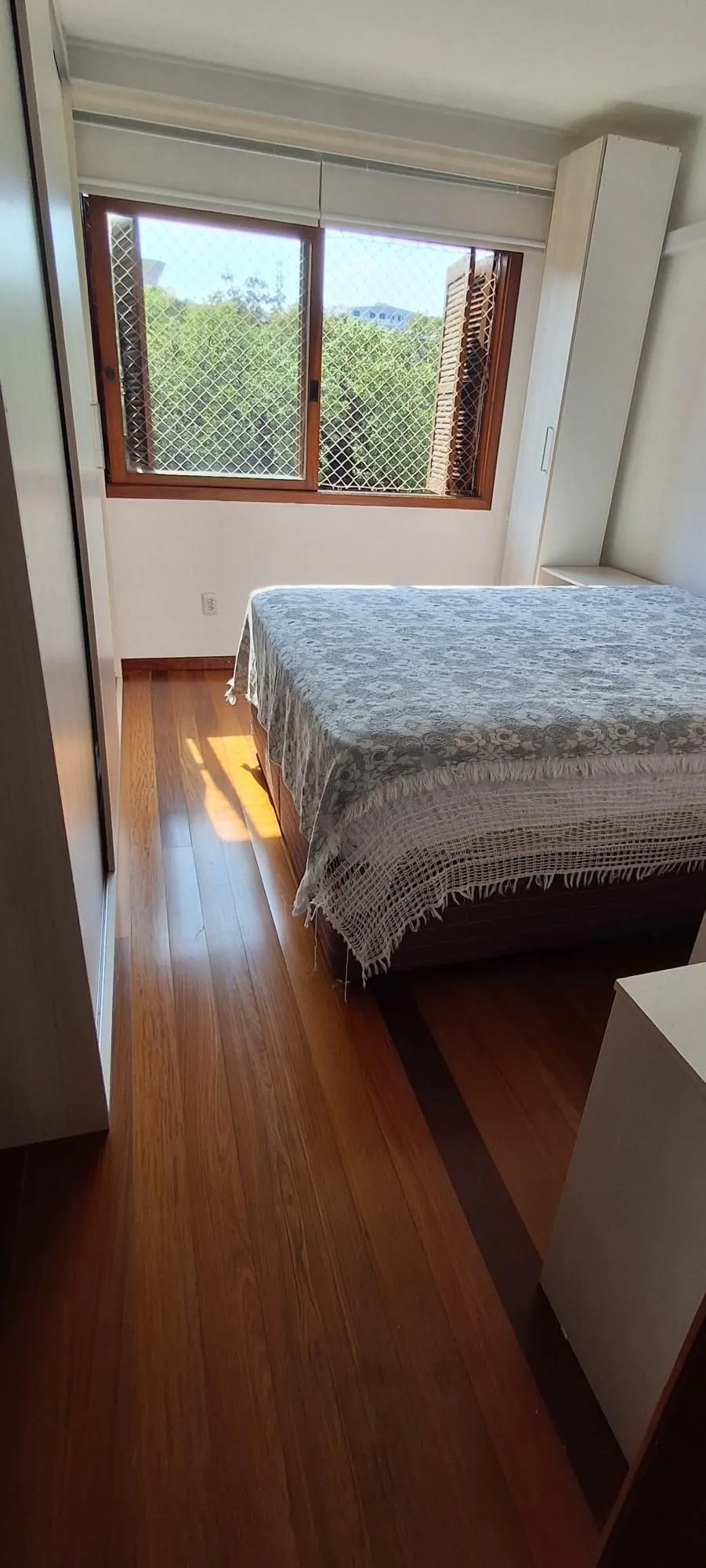 Imagem Apartamento com 03 quartos e 01 vaga escriturada no Bairro Tristeza