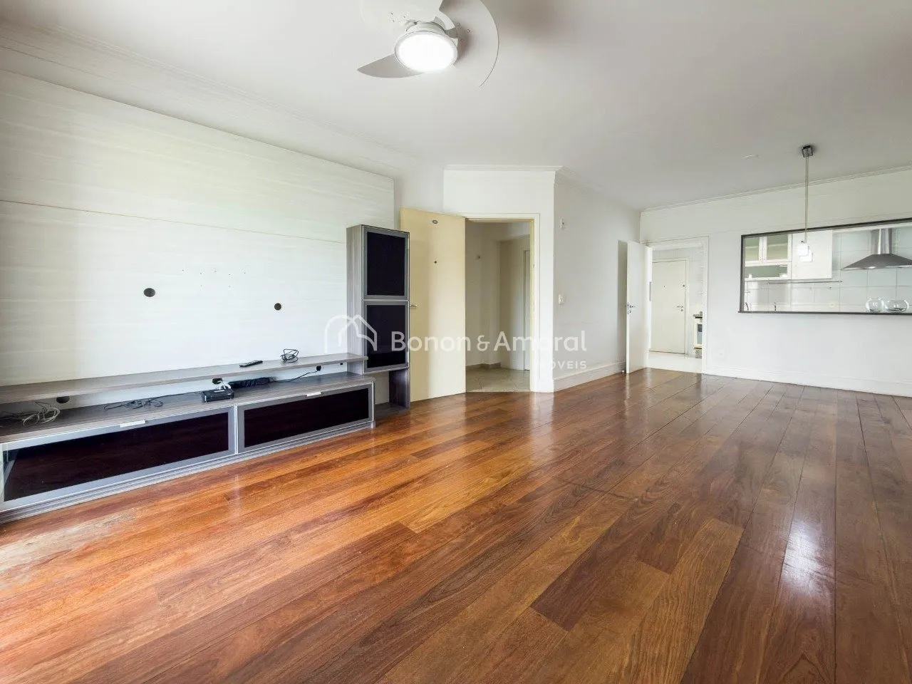 Imagem Apartamento no Ed. Júlio de Mesquita, 3 suítes, à venda, Taquaral, Campinas/SP