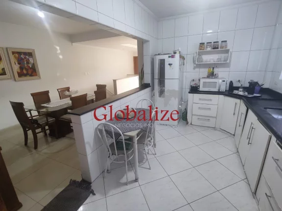 Imagem Sobreposta alta Duplex com 3 suítes e ampla área de lazer no andar Superior no Bairro da Ponta da Praia por R$ 1.300.000,00 !