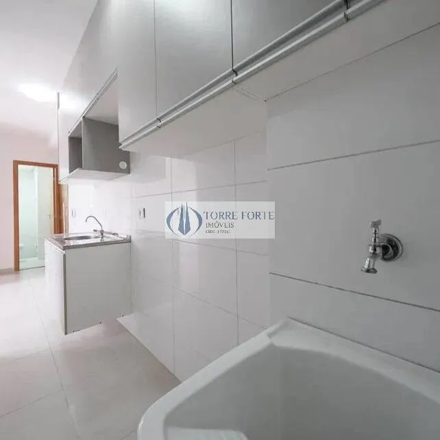 Imagem Apartamento com 1 vaga livre e demarcada, 2 dormitórios, 34m2