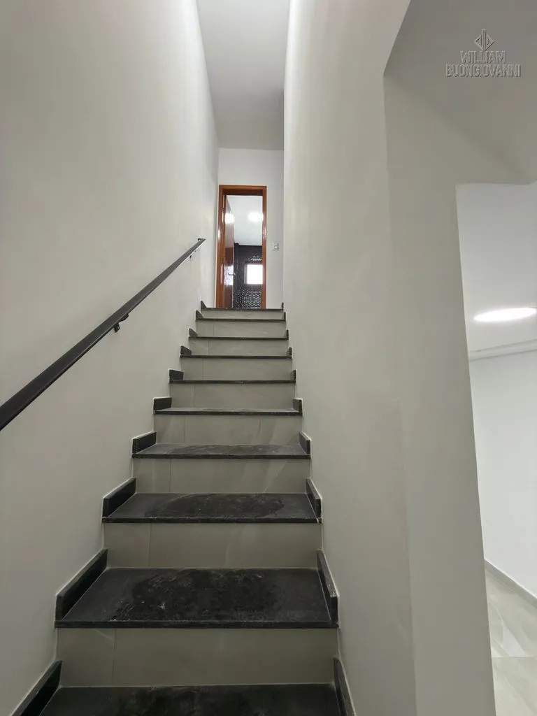 Imagem Casa de Condomínio com Quintal e Churrasqueira!!