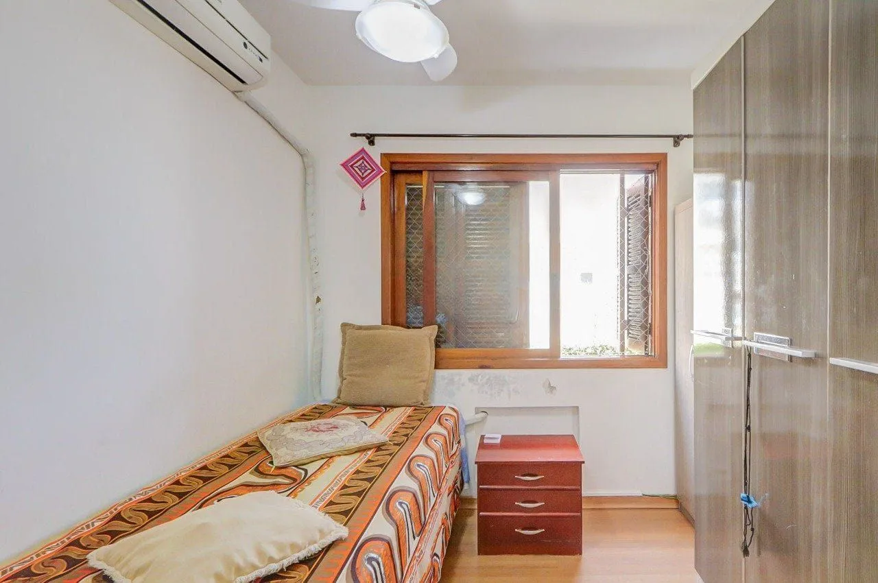 Imagem Apartamento de 3 Dormitórios com 104m² à Venda no Bairro Tristeza - Porto Alegre
