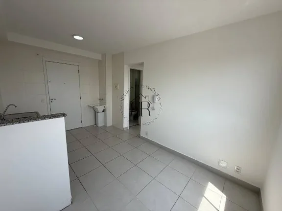 Imagem Apartamento de 32 m², sendo 2 quartos, sala, cozinha, banheiro e lavanderia.
O edifício possui ele...
