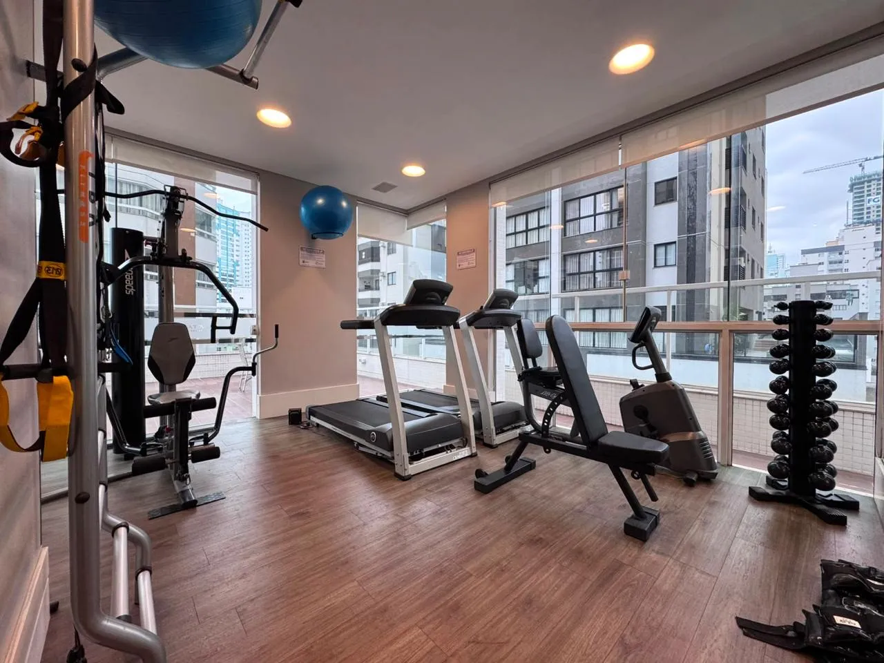 Imagem Apartamento à venda com 192.4m2 por R$ 2.400.000,00