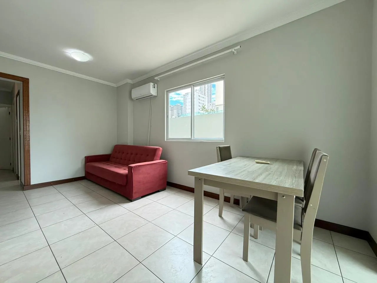 Imagem Apartamento à venda com 100m2 por R$ 827.000,00