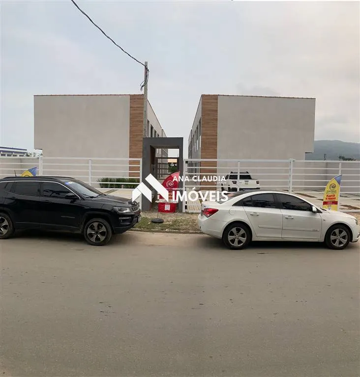 Imagem O Condomínio Vila Marques é composto por 20 sobrados de 74m²