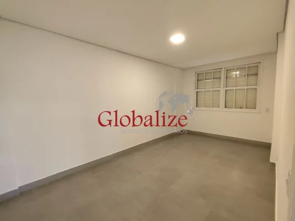Imagem Apartamento à venda com 90m², 2 quartos, dependência, vaga demarcada por R$480.000,00 no Campo Grande em Santos